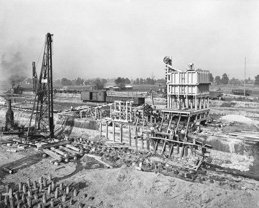 1917 Construction of Rouge Blast Furnace building neg 20551 0144-0439