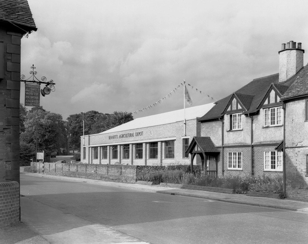 1951 Bennetts Motor Works Ltd Agricultural Depot neg UK 74E134 0144-0500