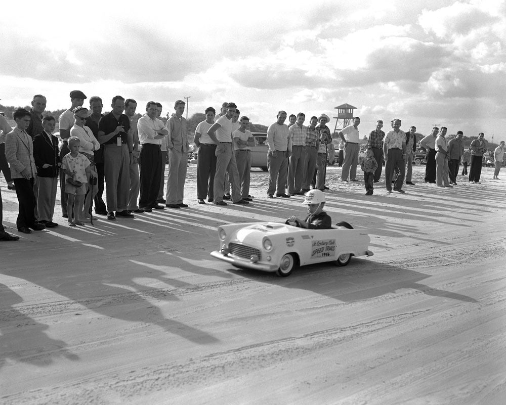 1956 Ford junior Thunderbird race at Daytona speed weeks neg 108900 53 0144-0685