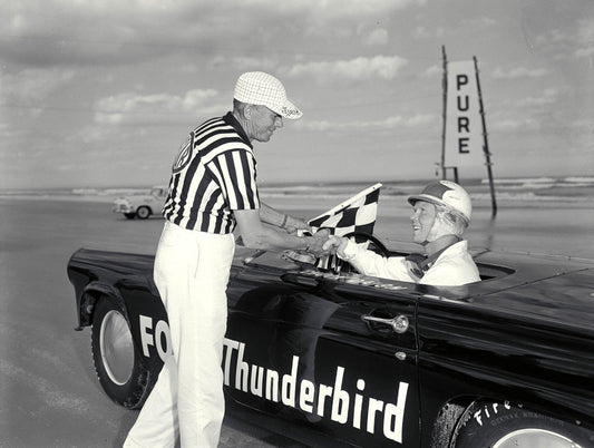 1956 Speed Trials Daytona Florida Chuck Daigh in Ford Thunderbird with modified V8 260 hp with dual 4 Barrel Carburetors CD 1098 3282 4909 11 0144-0724