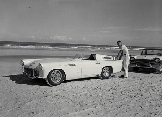 1957 Daytona Beach Speed Week Trials Florida Battlebird and Driver Danny Eames on the beach CD 1098 3282 4909 23 0144-0730