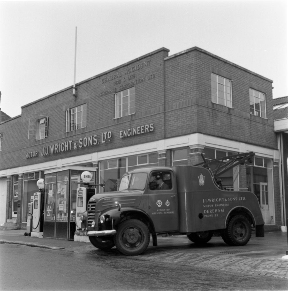 1961 Feature on dealers premises in Norfolk neg UK 74x609 0144-0826