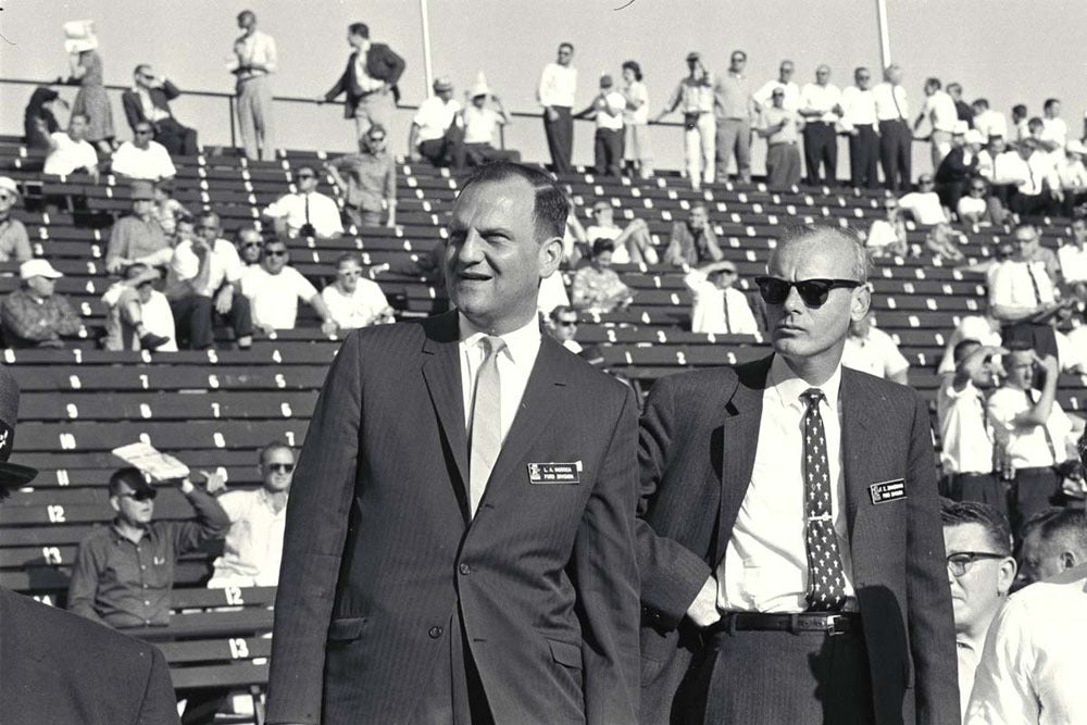 1964 Indianapolis 500 pre race Indiana Lee Iacocca (left) and Frank Zimmerman (right) in pit lane CD 0777 3292 0755 28 0144-0849