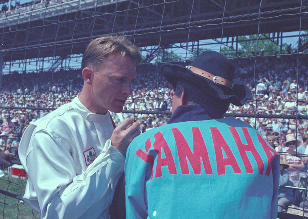 1965 Indianapolis 500 Indiana Dan Gurney (L) driver Yamaha Lotus Ford 17 Carroll Shelby (R) before race CD 0054 3221 1052 15 0144-0876