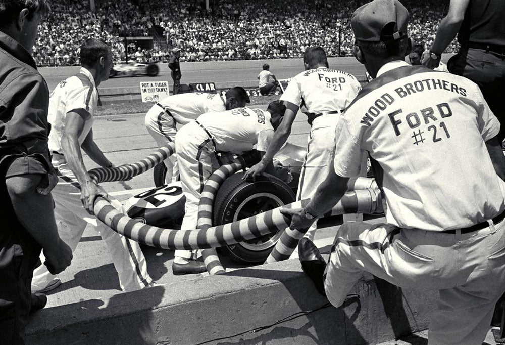 1965 Indianapolis 500 Indiana Jim Clark in the pits CD 0554 3252 2846 24 0144-0894