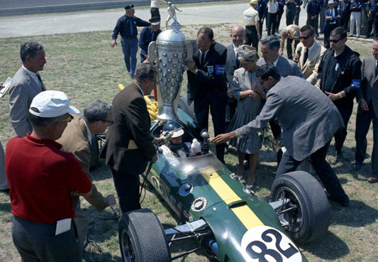 1965 Indy 500 Jimmy Clark Winners Cir CN4000 225 0144-0930