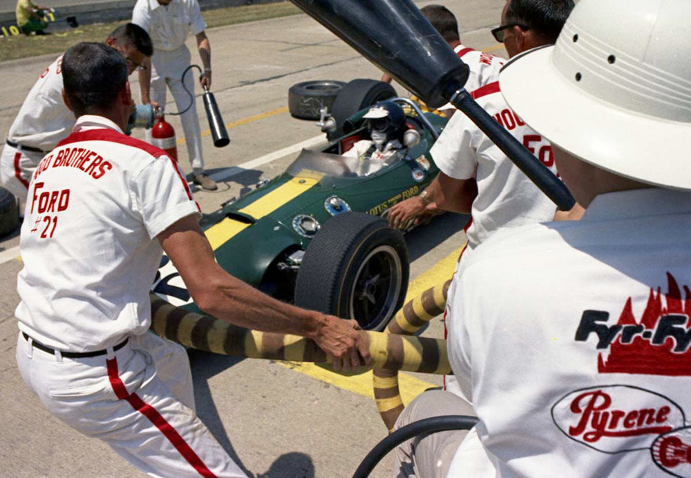 1965 Indy 500 Jimmy Clark Wood Bros CN4000 248 0144-0946