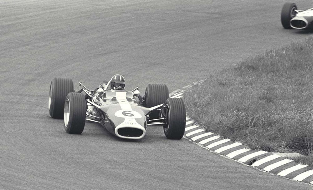 1967 Dutch Grand Prix Assen Netherlands Graham Hill Lotus 49 Ford CD 0554 3252 2911 17 0144-0993