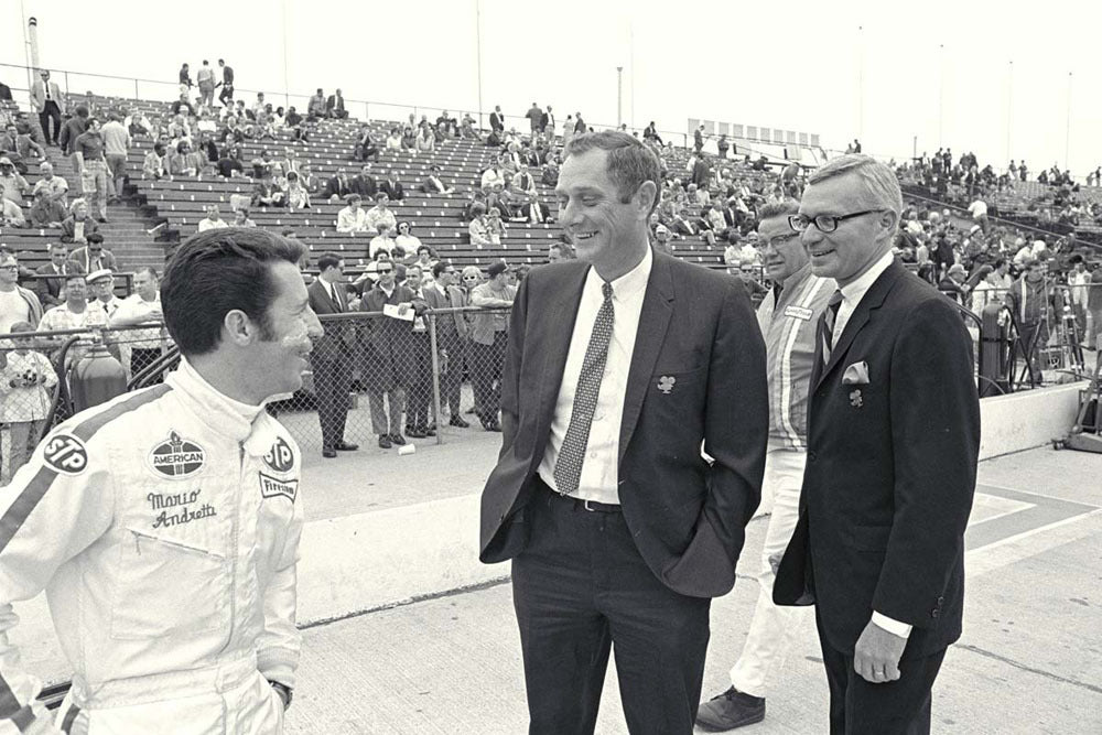 1969 Indianapolis 500 Indiana Mario Andretti John Cowley Jacque Passino in the pits CD 0554 3252 2835 20 0144-1084