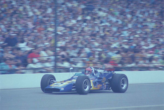 1970 Indianapolis 500 Indiana Al Unser (2) during the race he would go on to win CD 0777 3292 0633 3 0144-1137