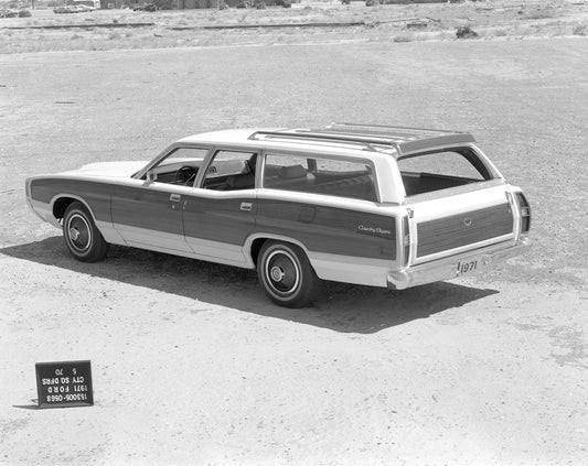 1971 Ford LTD Country Squire station wagon neg 153005 568 0144-1157