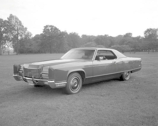 1971 Lincoln Continental Town Coupe two door neg 153000 141 0144-1164