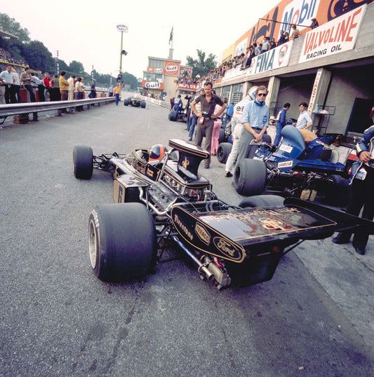 1972 British Grand Prix England Emerson Fitipaldi wins in his Lotus 72 Ford CD 0777 3292 0624 19 0144-1174