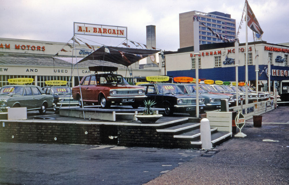 1972 Deaealerships Dagenham Motors neg 1 1 0144-1177