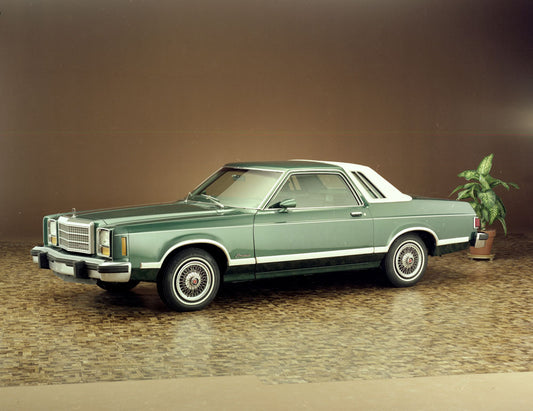 1979 Ford Granada two door neg CN22421 014 0144-1382