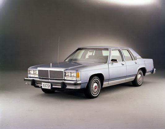 1979 Ford LTD Landau four door neg CN26002 205 0144-1385