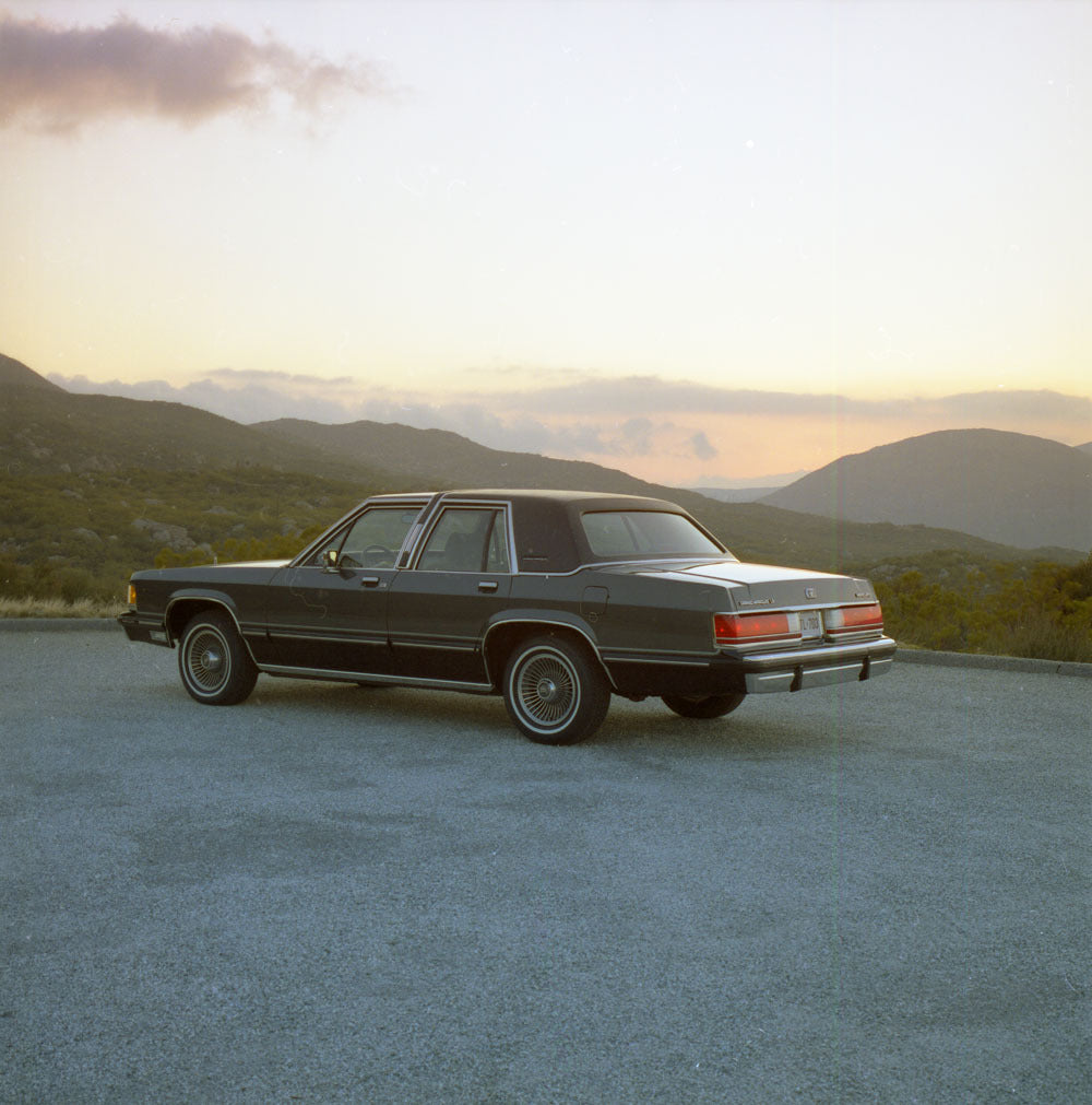 1988 Mercury Grand Marquis four door neg CN49010 072 0144-1487