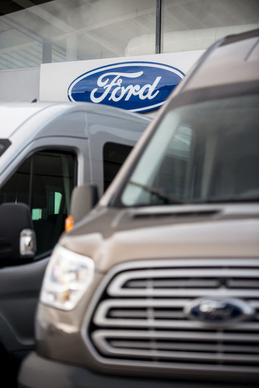 2013 Ford is launching 100 Transit Centres across the UK73389 c for 0144-1575