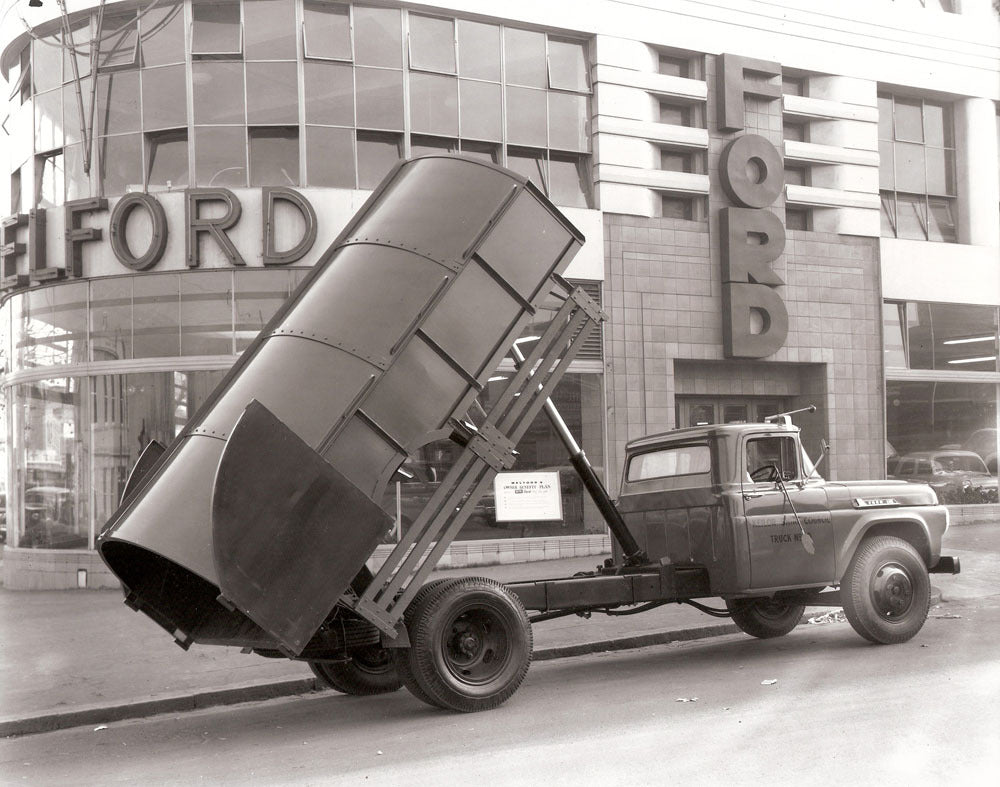 Dealership  Melford Motors Melbourne 13 0144-1685