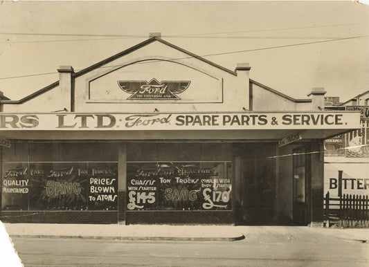 Circa Dealer  Lynas Motors Ltd Image 02 0144-1724