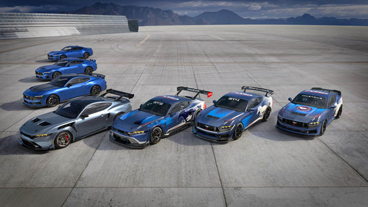 Mustang Family Photo 0144-2101