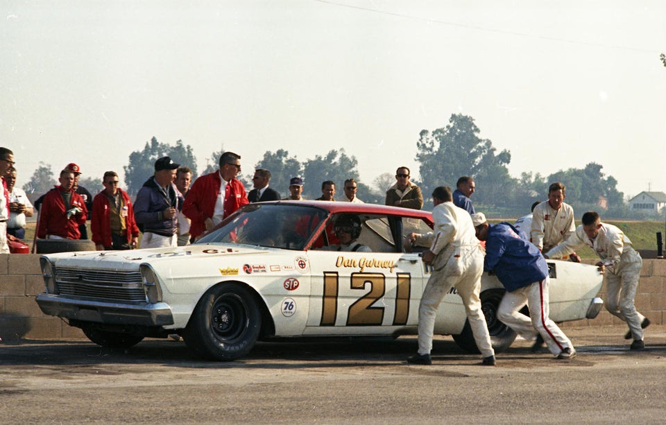 1966 Jan Riverside 1966 Ford D Gurney 0144-2684