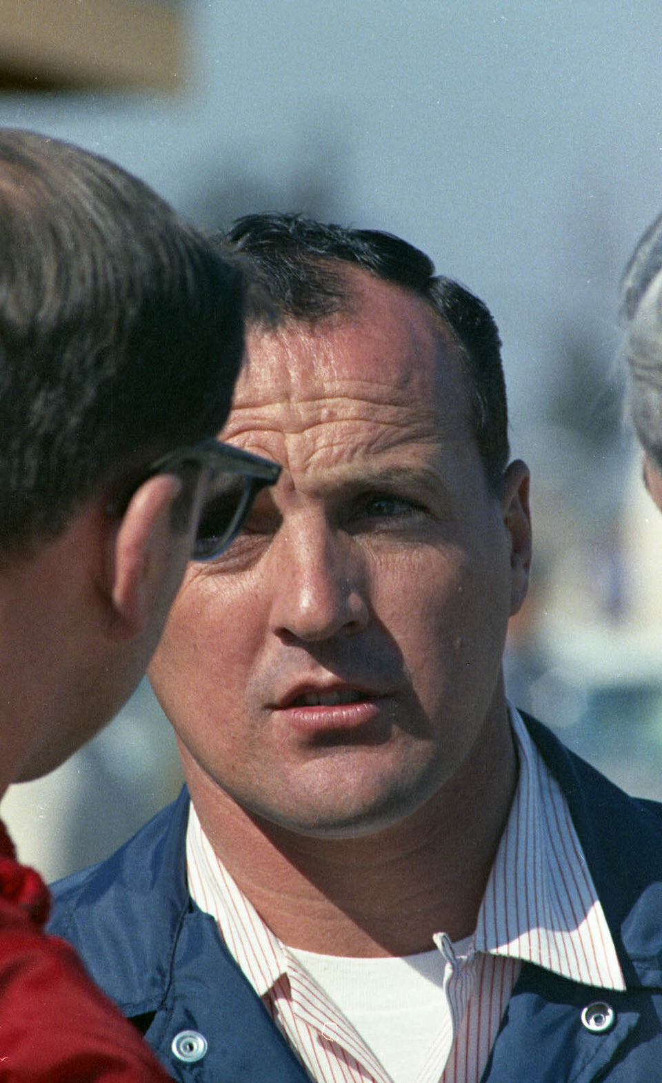 1966 Jan Riverside A J Foyt 0144-2697