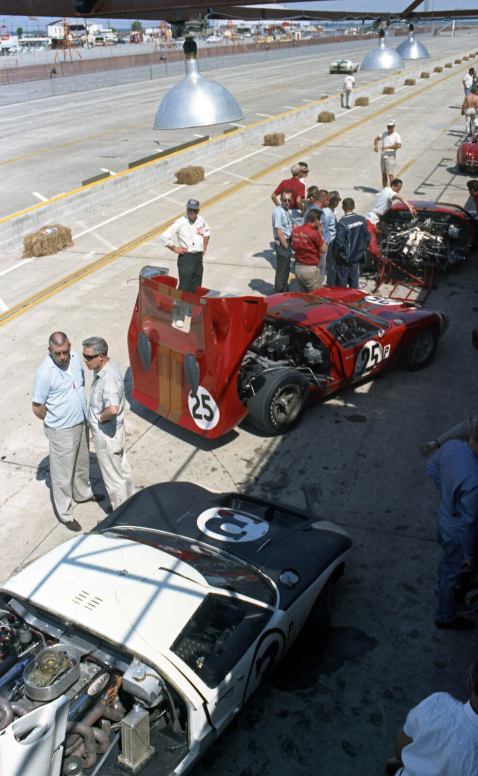 1966 Mar Sebring 1966 Ford GT Mk II Donohue-Hansgen  CN4363-227 0144-2767