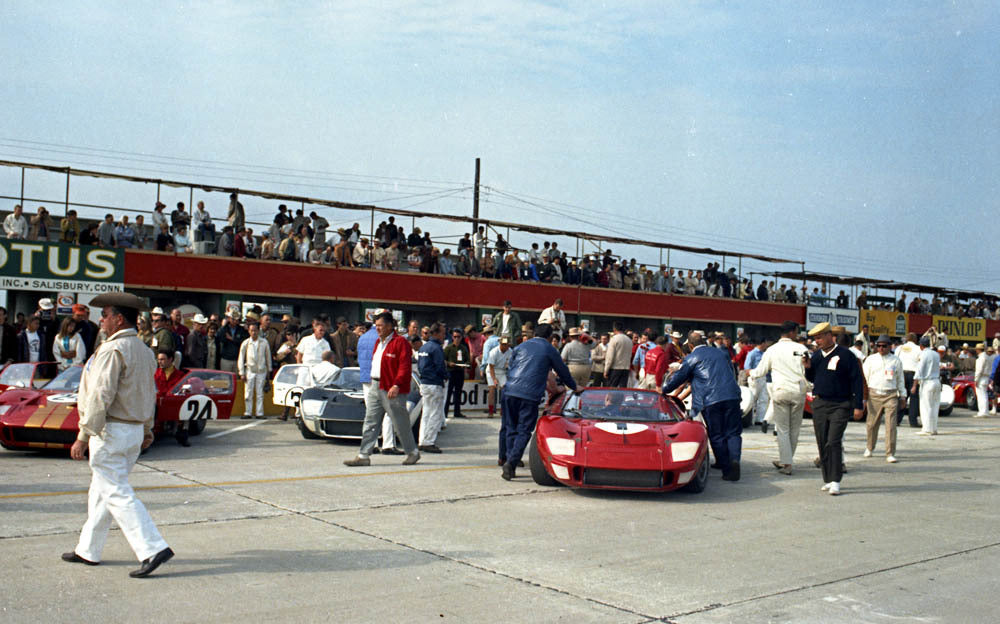 1966 Mar Sebring 1966 Ford GT X-1 Mk II Miles-Ruby  CN4363-199 0144-2775