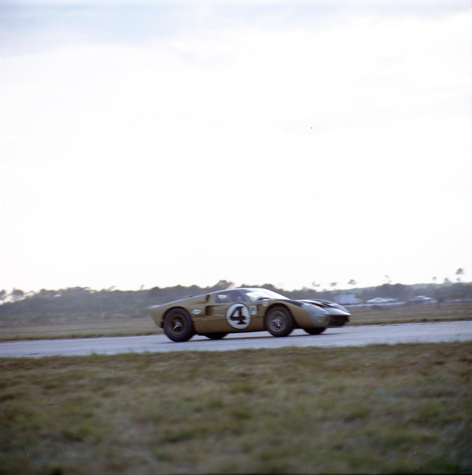 1966 Mar Sebring Ford GT MkII Bucknum-Foyt 0144-2793