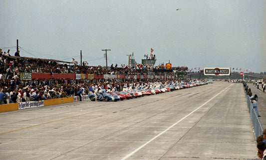 1966 Mar Sebring race start  CN4363-291 0144-2815