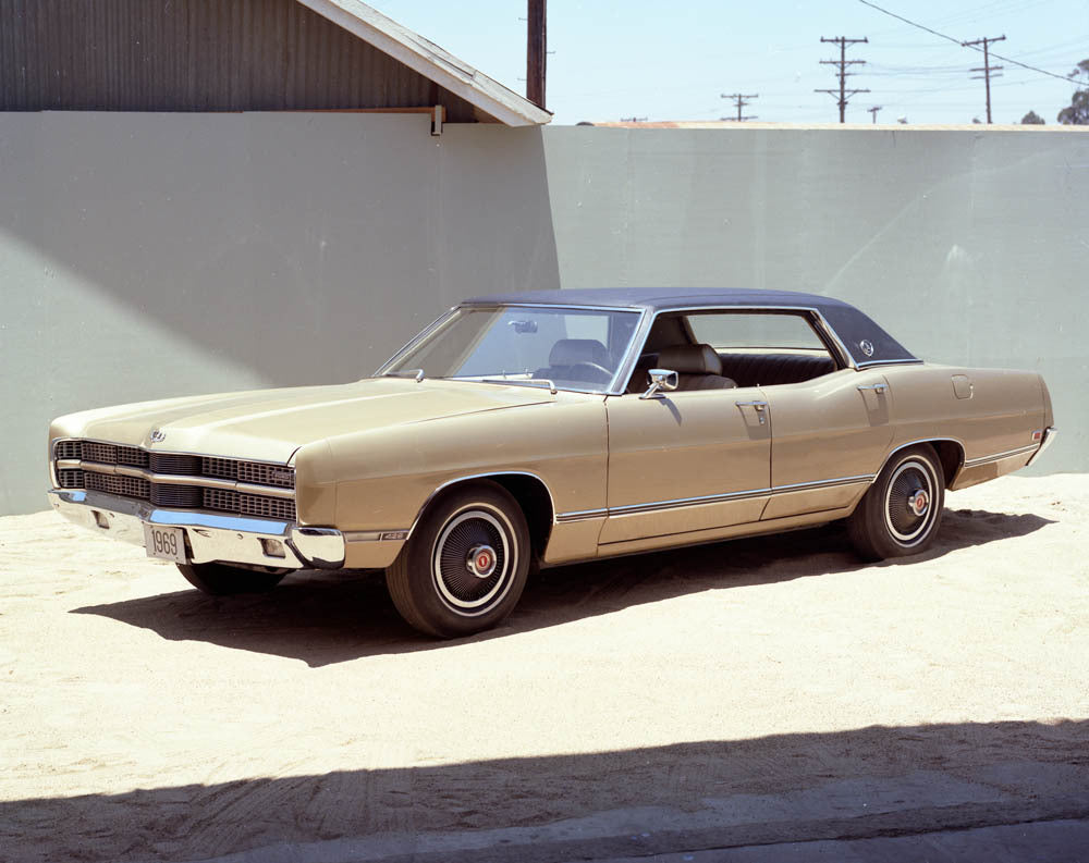 1969 Ford LTD four-door hardtop  CN5502-307 0144-2906