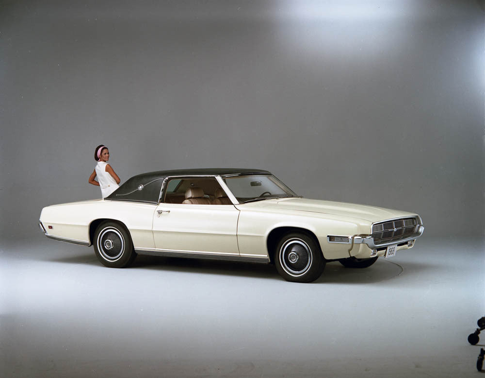 1969 Ford Thunderbird Landau two-door  CN5504-160 0144-2915