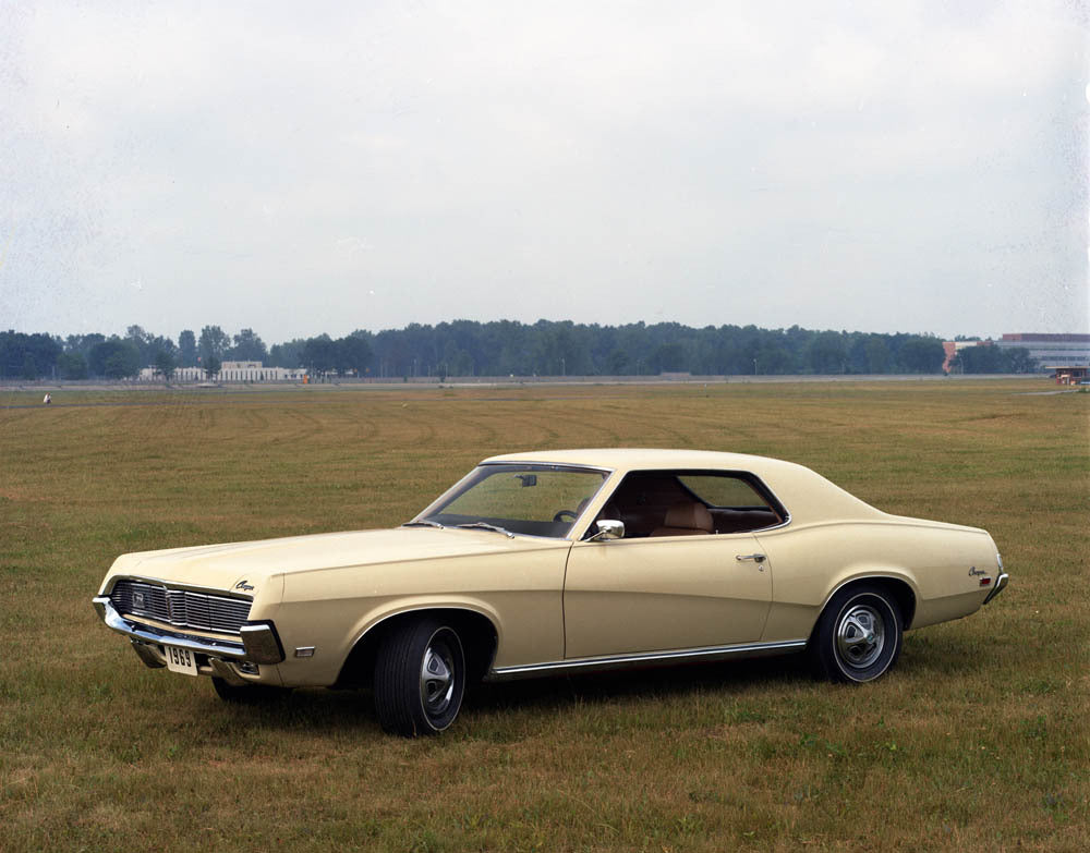 1969 Mercury Cougar hardtop  CN5360-167 0144-2935