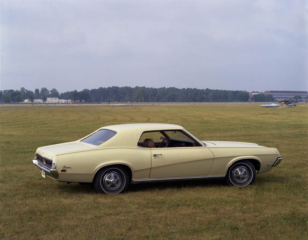 1969 Mercury Cougar hardtop  CN5360-175 0144-2936