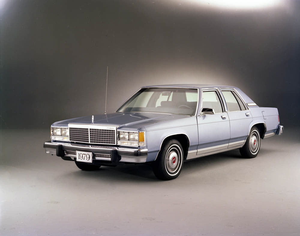 1979 Ford LTD Landau four-door  CN26002-205 0144-3136