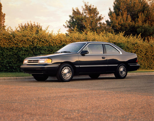 1989 Ford Tempo two-door  CN52003-007 0144-3227