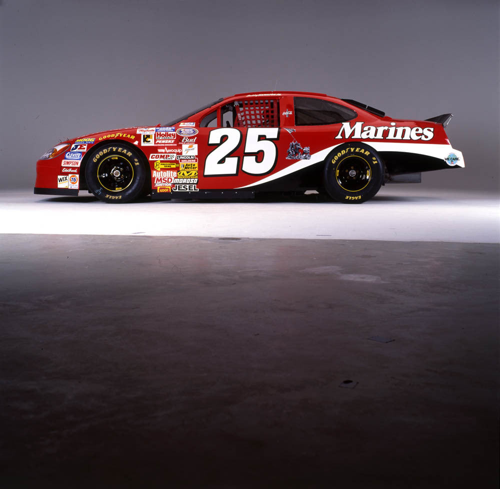 2002 Ford Taurus NASCAR Bobby Hamilton Jr  8 AR-2001-213703 0144-3317