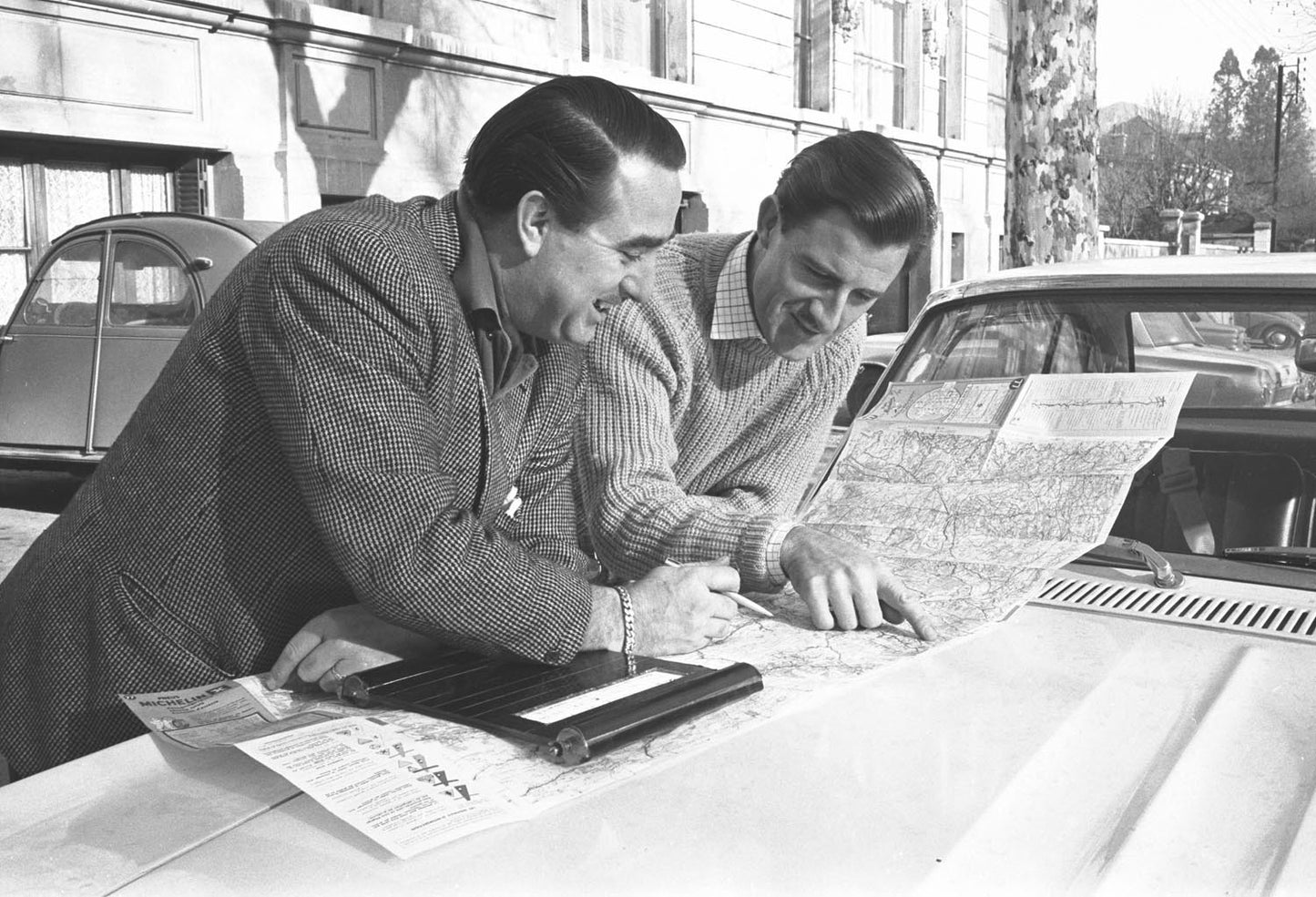 1964 Monte Carlo Rally Graham Hill and CoDriver Review Map PreRace 9  0144-4612