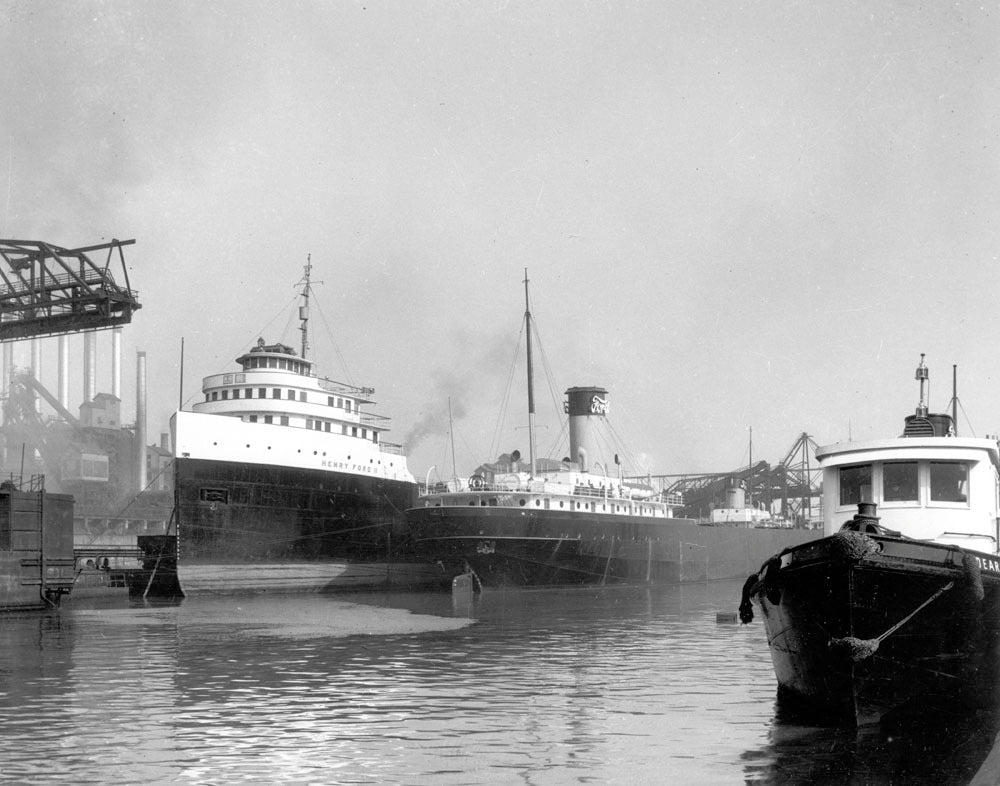 Henry Ford II Freighter 1935 0400-1493