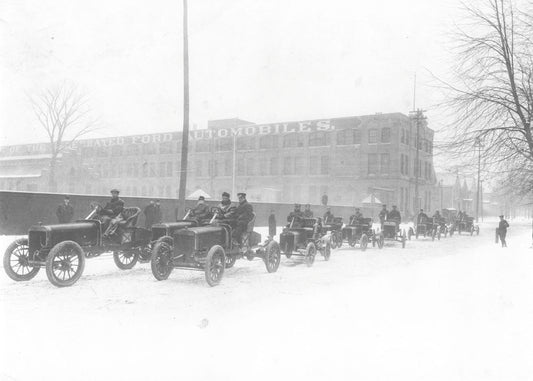 Ford Automobiles Piquette Ave ca1906 0400-2114