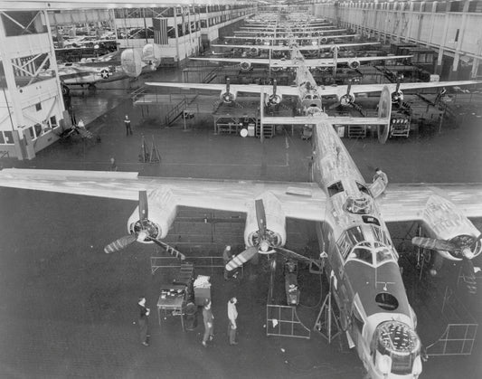 Willow Run Assembly Line ca1944 0400-2116