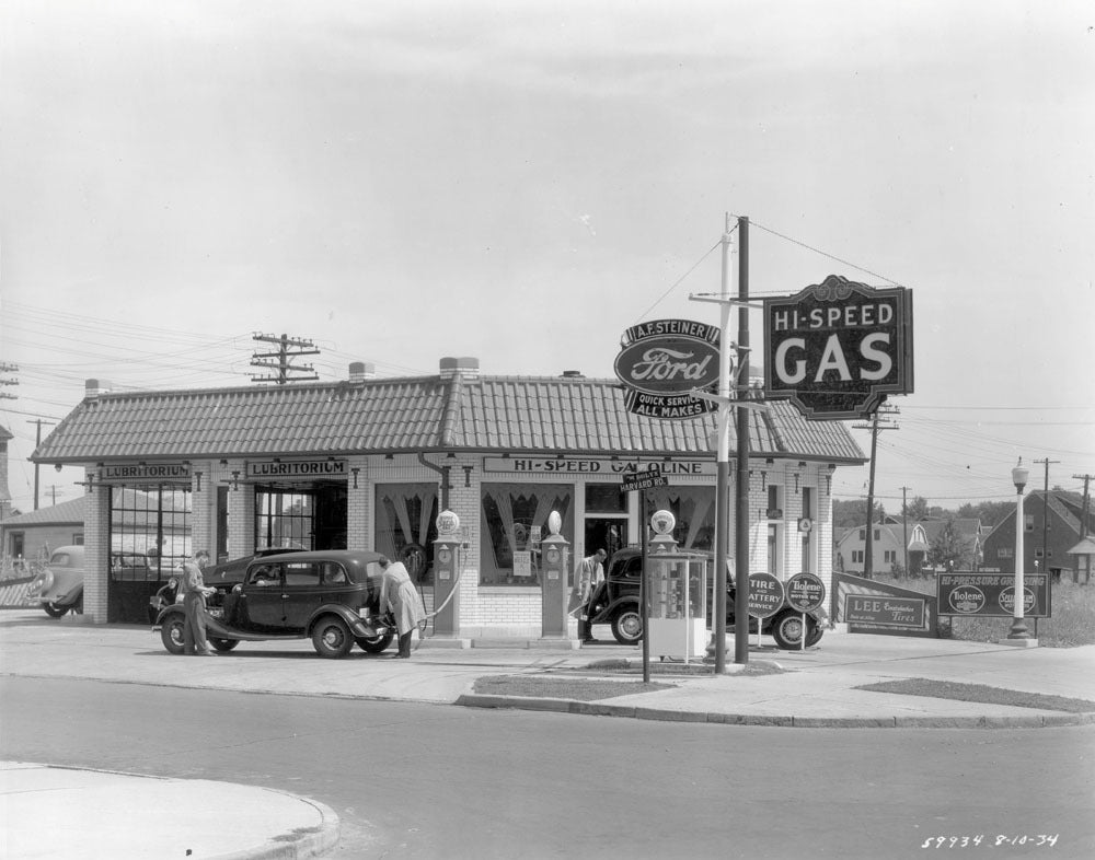 Service Station Detroit MI 08 10 1934 0400-2277