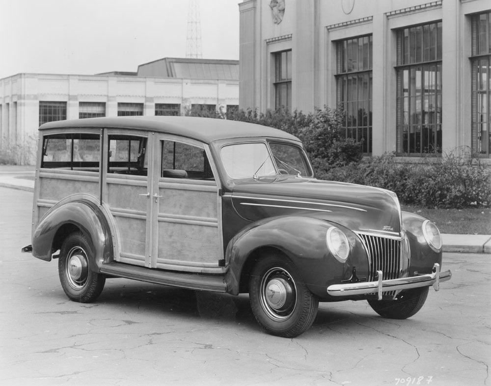 Ford Station Wagon 10 24 1938 0400-2450