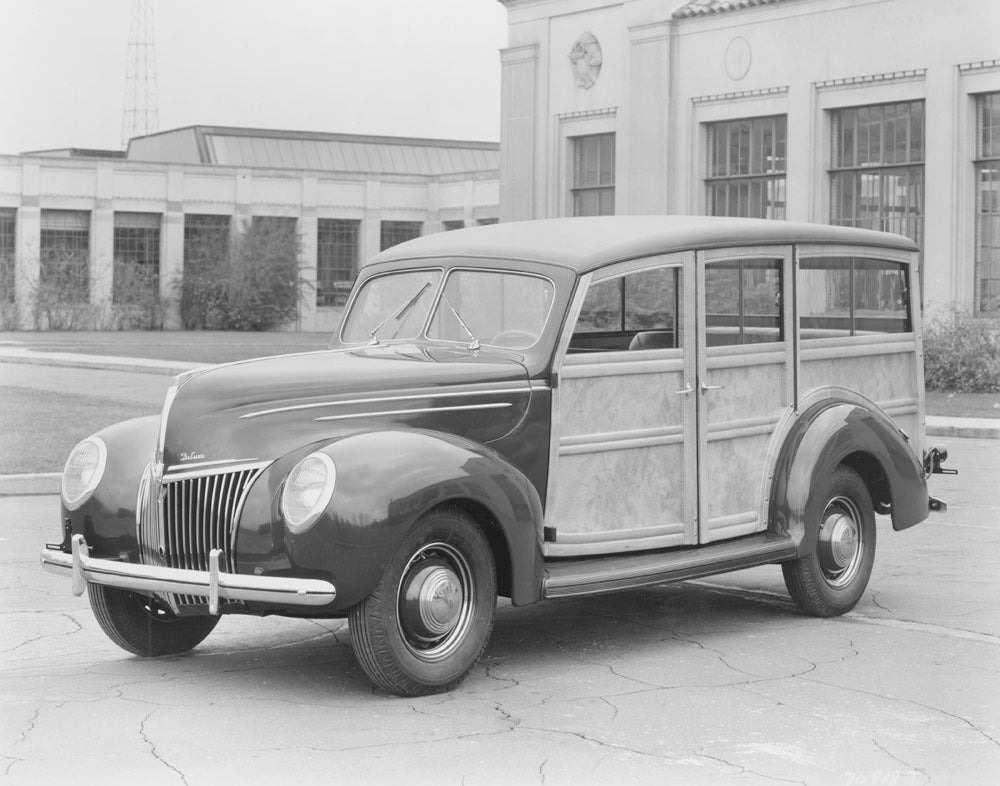 1939 Ford Station Wagon 0400-2712