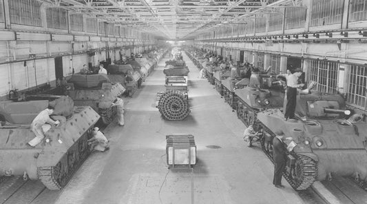 Highland Park Tank Assembly Line 03 09 1943 0400-2731