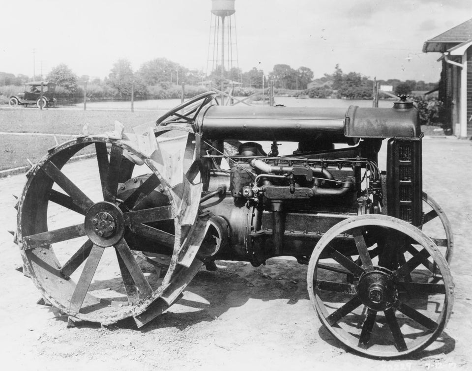 1917 July 12 Fordson Tractor No 1 0400-2755