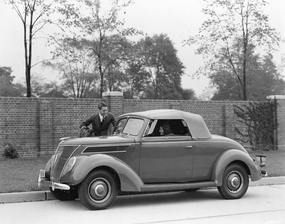 1937 Ford V8 Roadster 10 09 1936 0400-3019