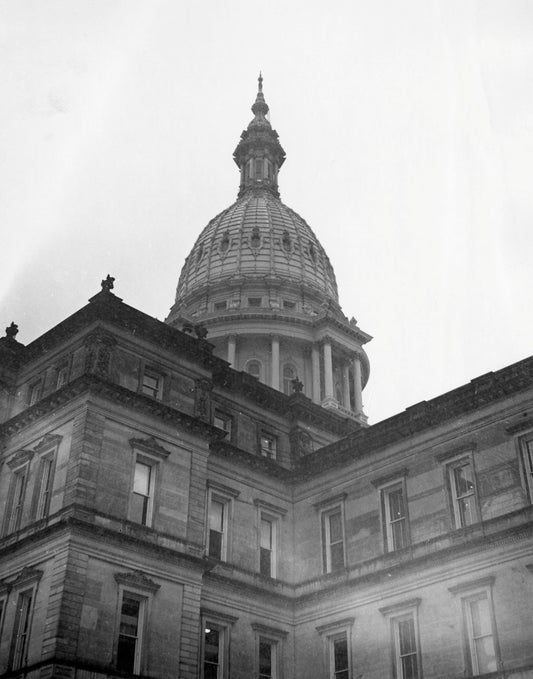 Capitol Building Lansing MI 12 27 1945 0400-3174