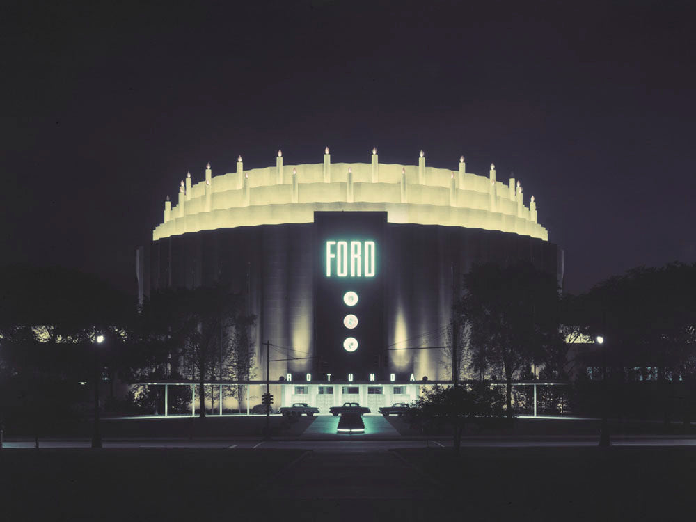 1953 Ford Rotunda at night 0400-8308